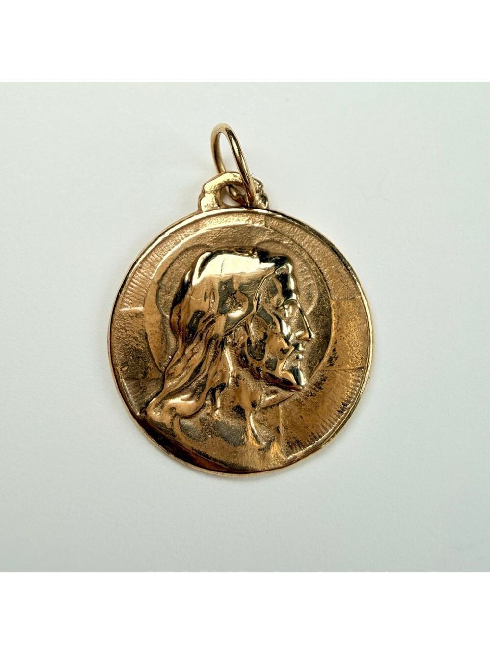 18K Yellow Gold Jesus Protection Religious Medallion Pendant Charm Necklace - Picture 1 of 9